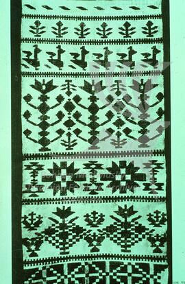 Embroidery pattern on the runner (rushnyk).