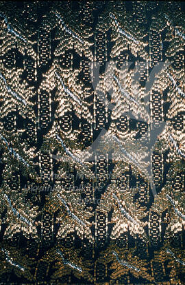 Weaving pattern.