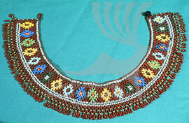 Beaded necklace (herdana)