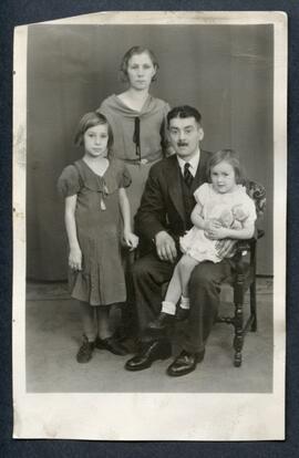 Tom Paranchych with wife, Anna, and children